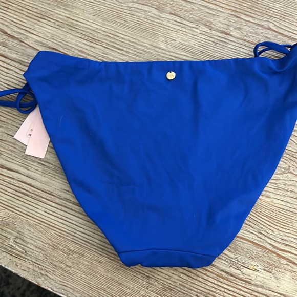NWT Victoria’s Secret Bikini 34C top, medium bottom in blue oar - Picture 2 of 3